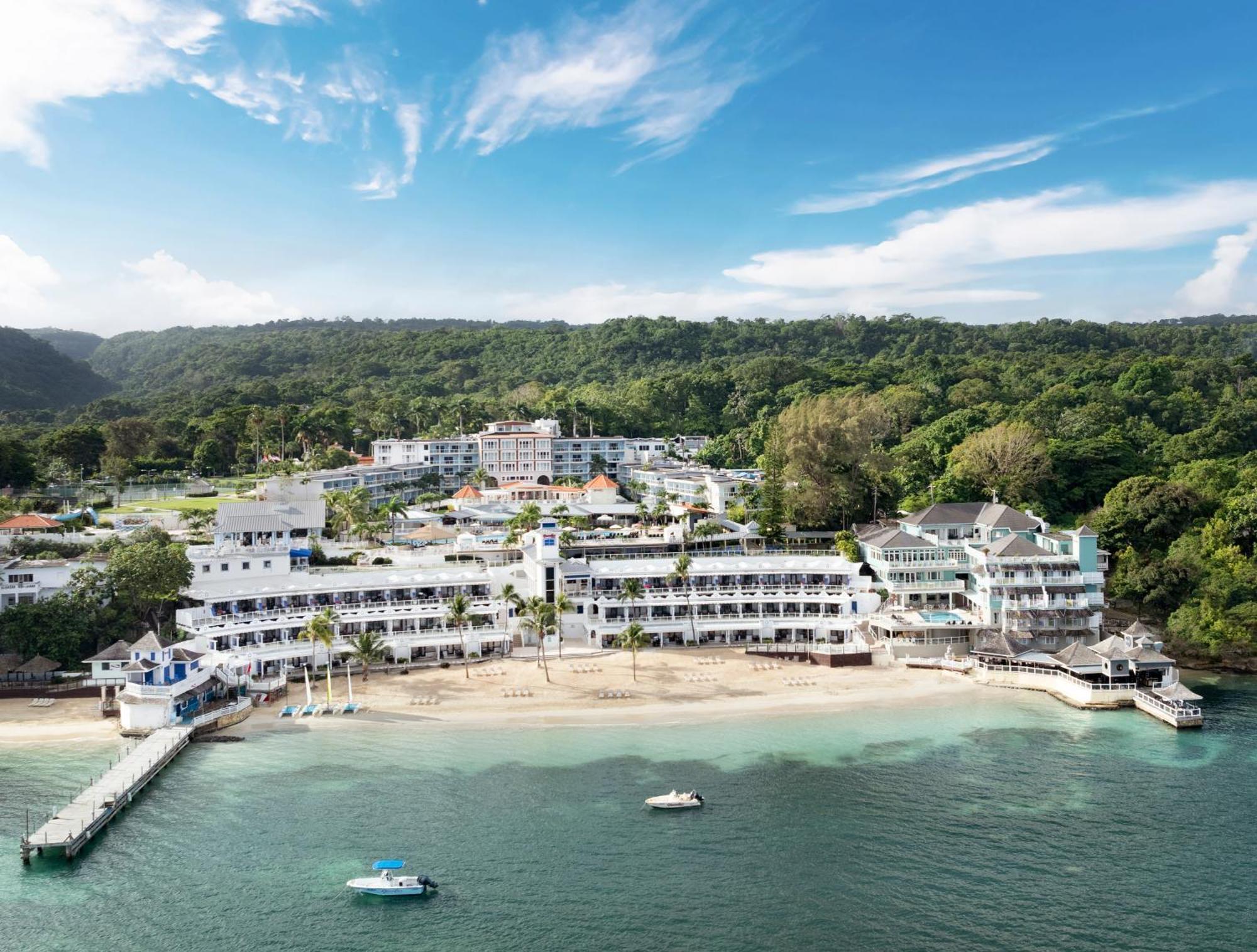 Beaches Ocho Rios A Spa & Golf Extérieur photo